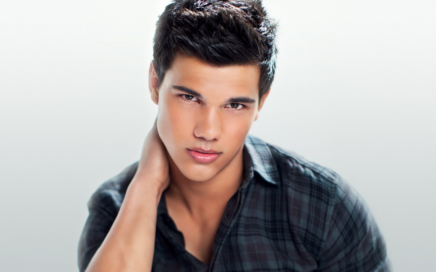 taylor-lautner-14